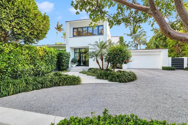 $16,000,000 | 244 Nightingale Trail, Palm Beach, FL 33480