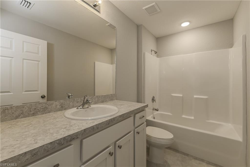 2916 42nd Street Southwest Lehigh Acres, FL 33976 - Photo 12 of 15