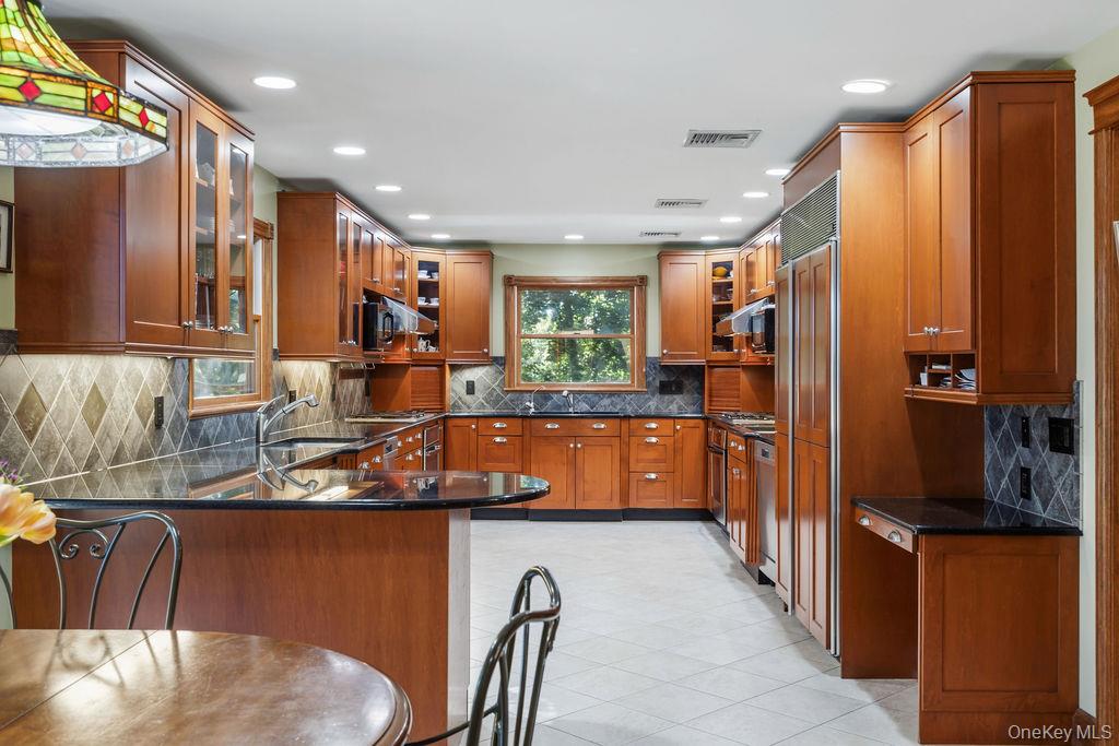 10 Rockingham Road Spring Valley, NY 10977 - Photo 20 of 35 Gallery Image 20