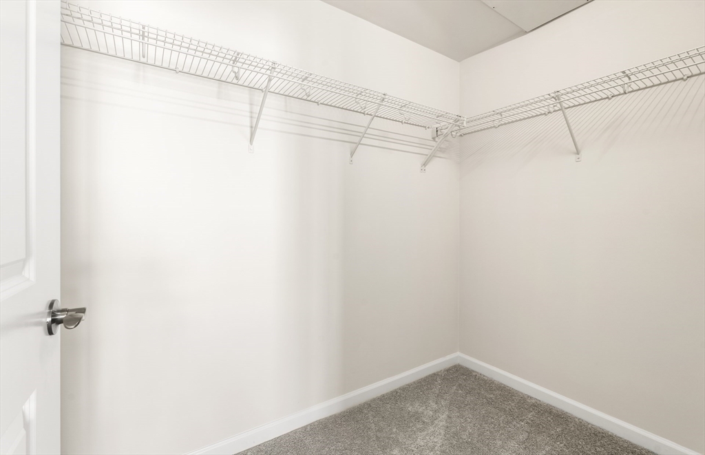 6 Stratton Drive, Unit 3303 Woburn, MA 01801 - Photo 24 of 30 a view of a small room