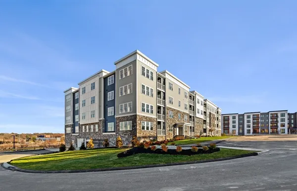 $704,995 | 6 Stratton Drive, Unit 3303, Woburn, MA 01801