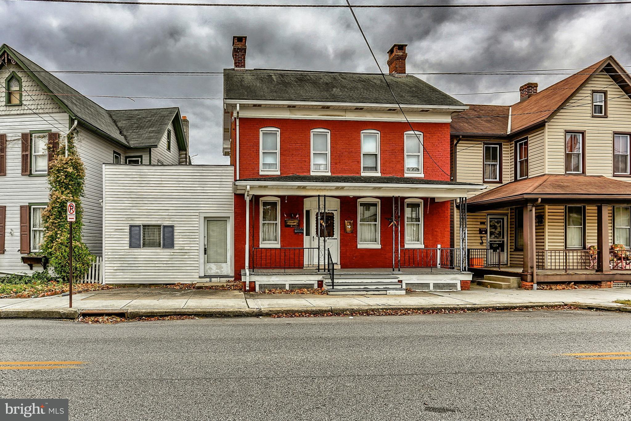 318 High Street Hanover, PA 17331 - Photo 3 of 33 Gallery Image 3