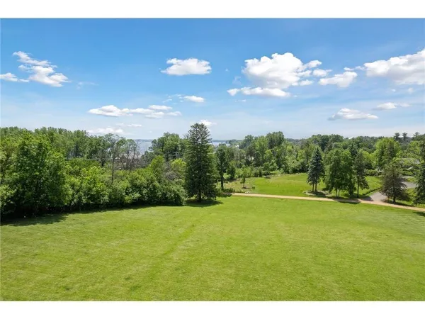 $1,350,000 | 1445 Fox Street, Wayzata, MN 55391