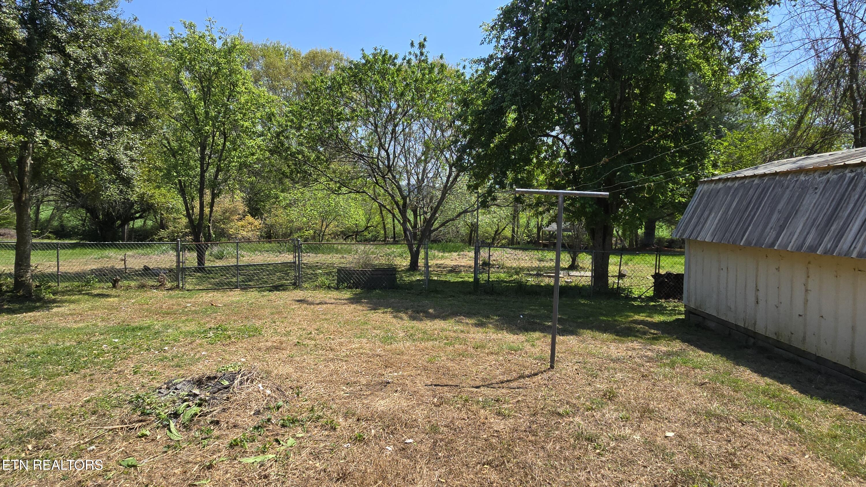 324 Circle R Drive Benton, TN 37307 - Photo 27 of 29 20260407_140711