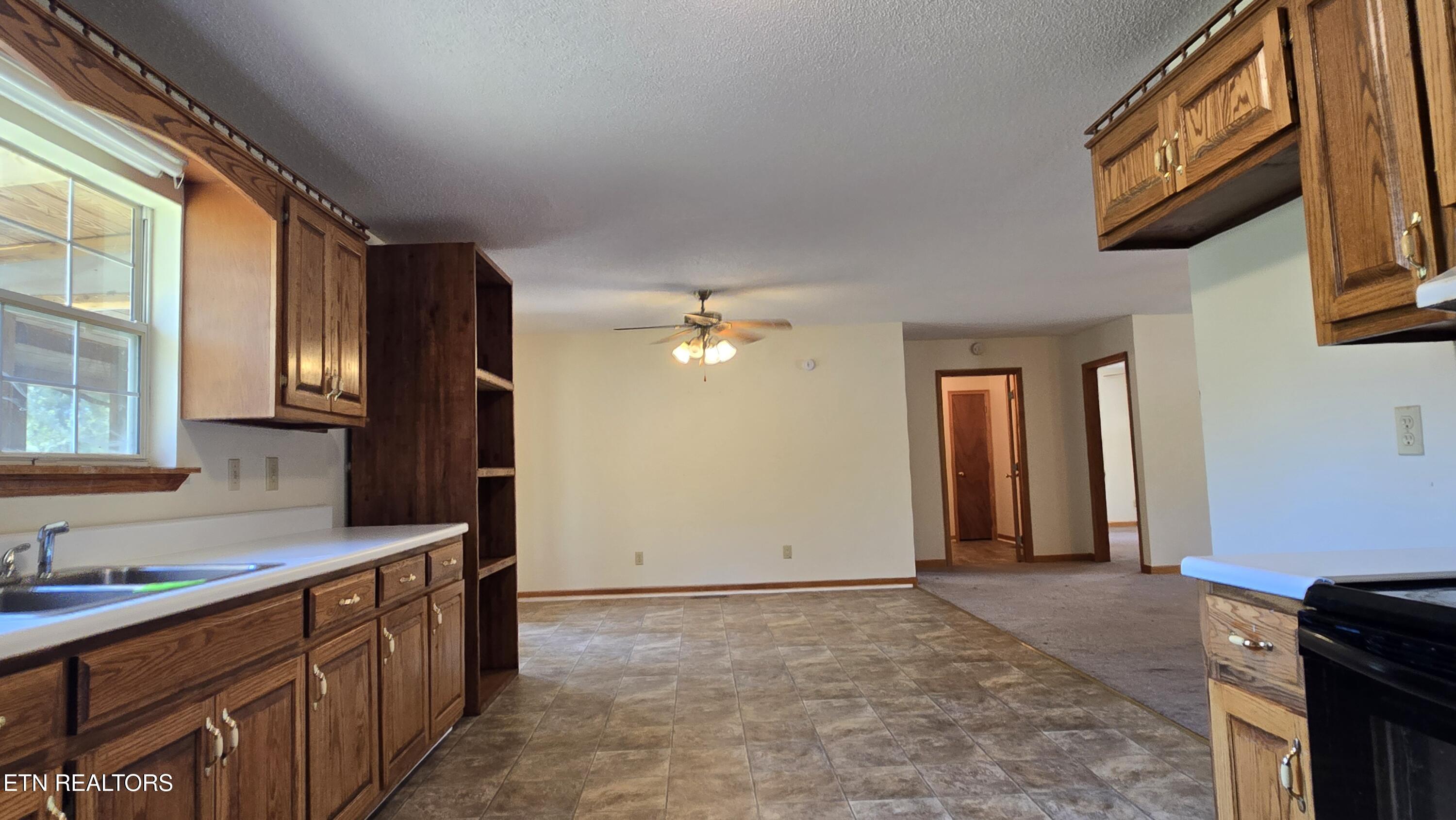 324 Circle R Drive Benton, TN 37307 - Photo 7 of 29 20260407_141458