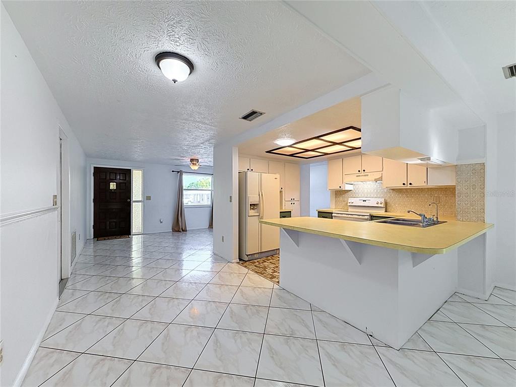 8846 Carmen Lane Port Richey, FL 34668 - Photo 11 of 55