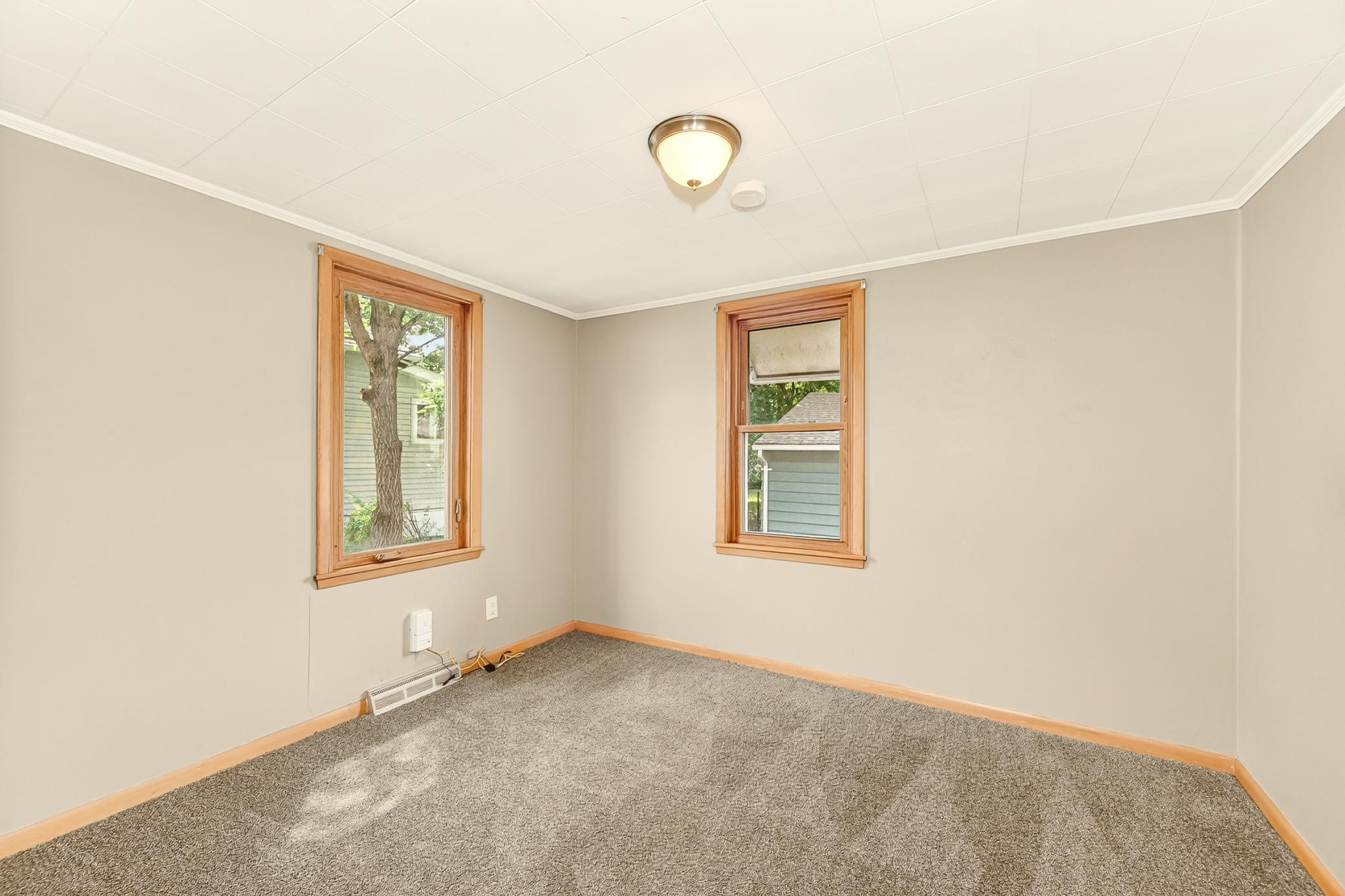 32 10th Street Northwest Rochester, MN 55901 - Photo 19 of 27