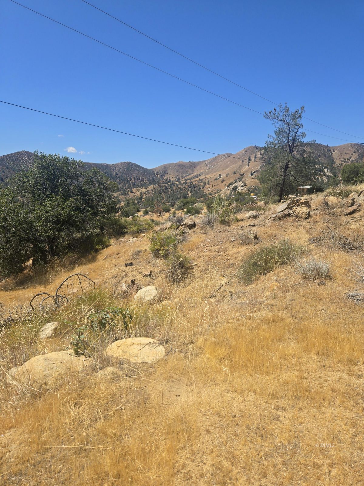 9576 Glacier Gulch Road Weldon, CA 93283 - Photo 11 of 13