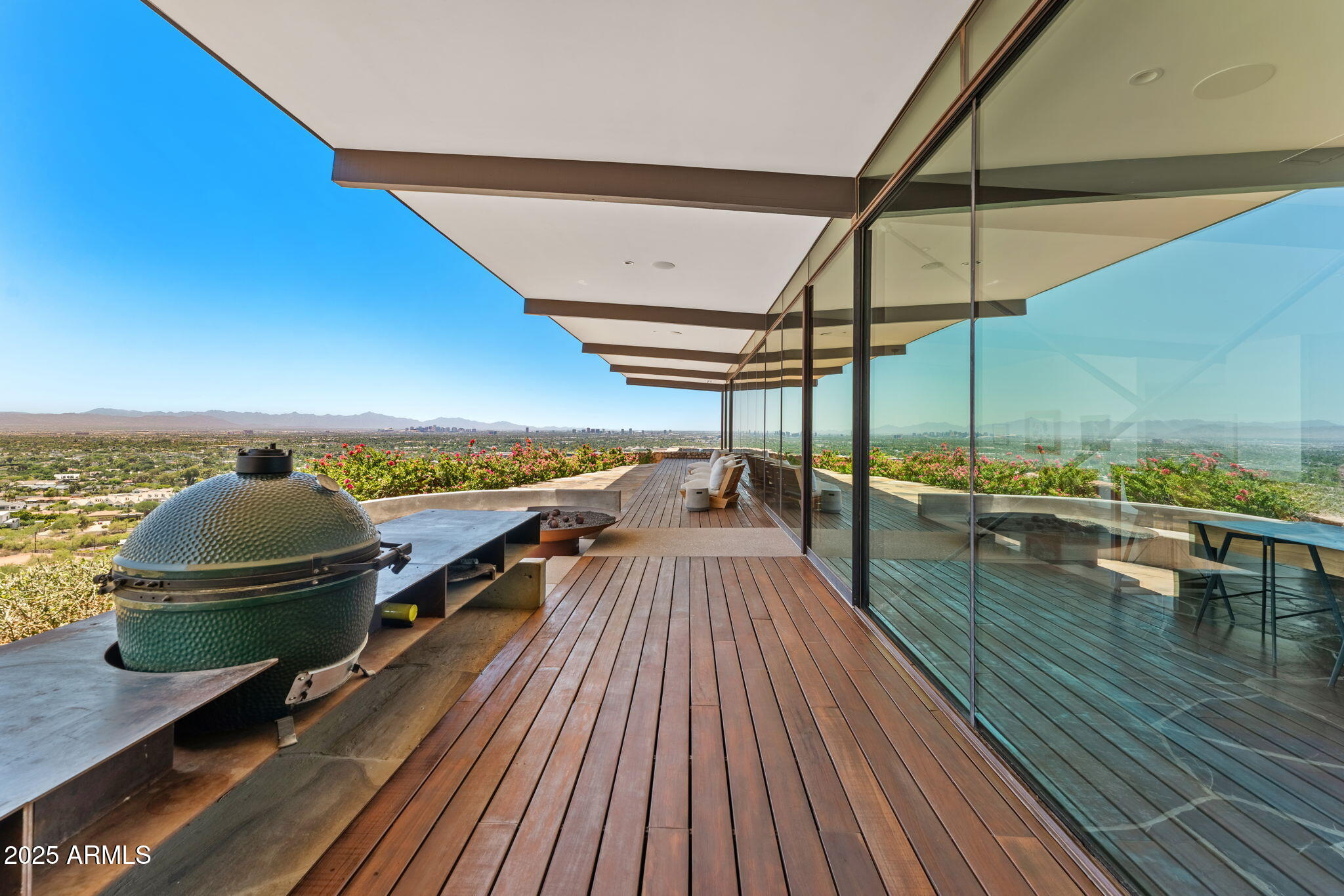 4925 East Red Rock Drive, Unit 43 Phoenix, AZ 85018 - Photo 38 of 99 38-web-or-mls-DSC06320-HDR_1