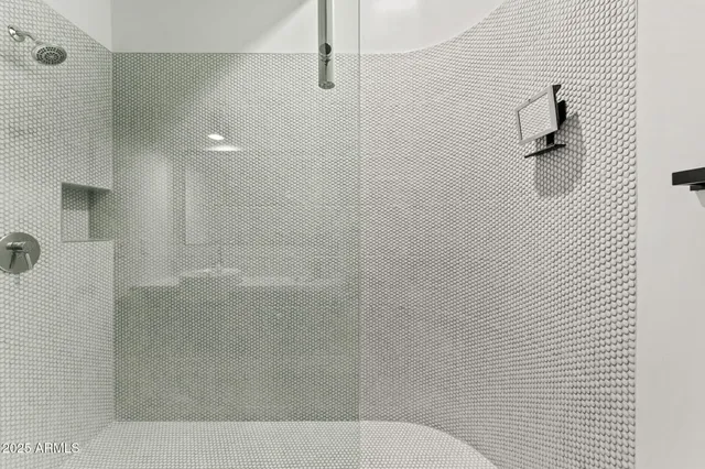 $40,000 | 4925 East Red Rock Drive, Unit 43, Phoenix, AZ 85018