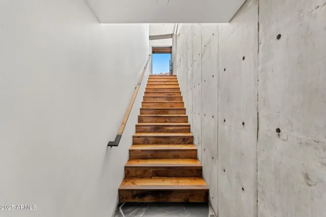 $40,000 | 4925 East Red Rock Drive, Unit 43, Phoenix, AZ 85018