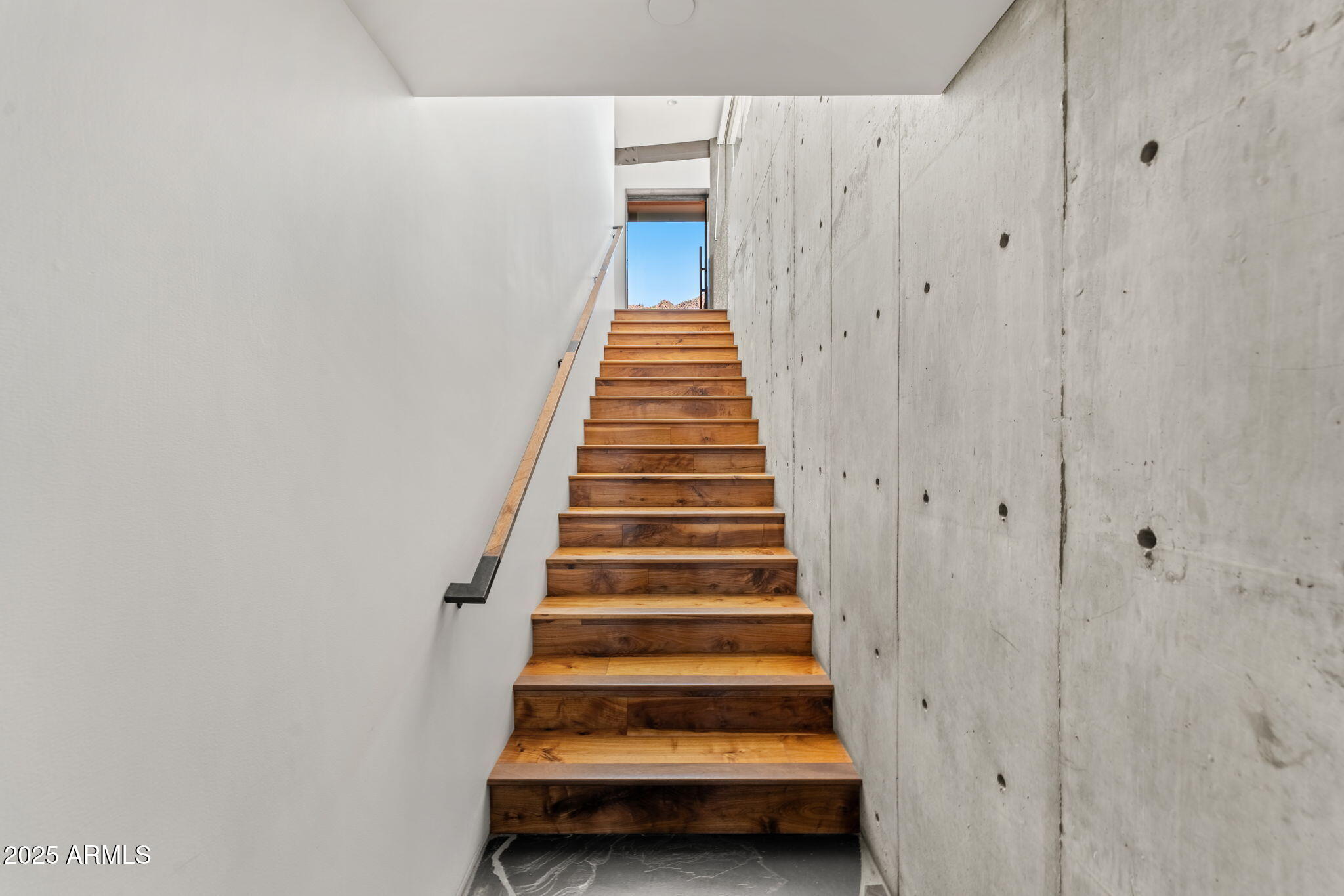 4925 East Red Rock Drive, Unit 43 Phoenix, AZ 85018 - Photo 64 of 99 a view of entryway