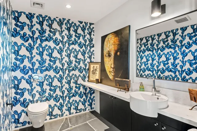 $40,000 | 4925 East Red Rock Drive, Unit 43, Phoenix, AZ 85018