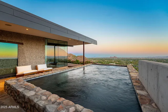 $40,000 | 4925 East Red Rock Drive, Unit 43, Phoenix, AZ 85018