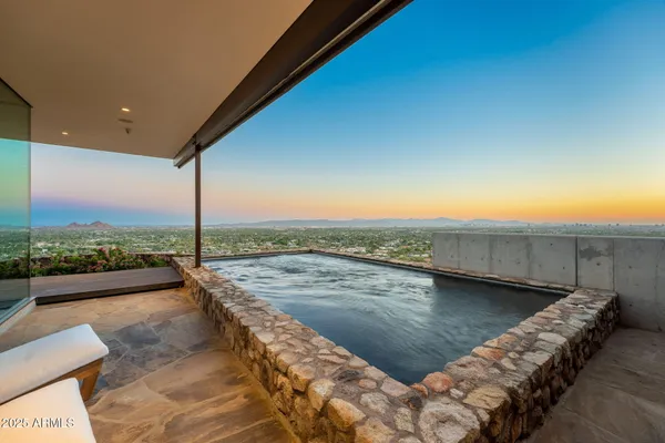 $40,000 | 4925 East Red Rock Drive, Unit 43, Phoenix, AZ 85018