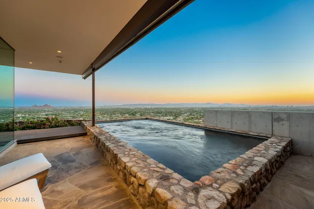 $40,000 | 4925 East Red Rock Drive, Unit 43, Phoenix, AZ 85018