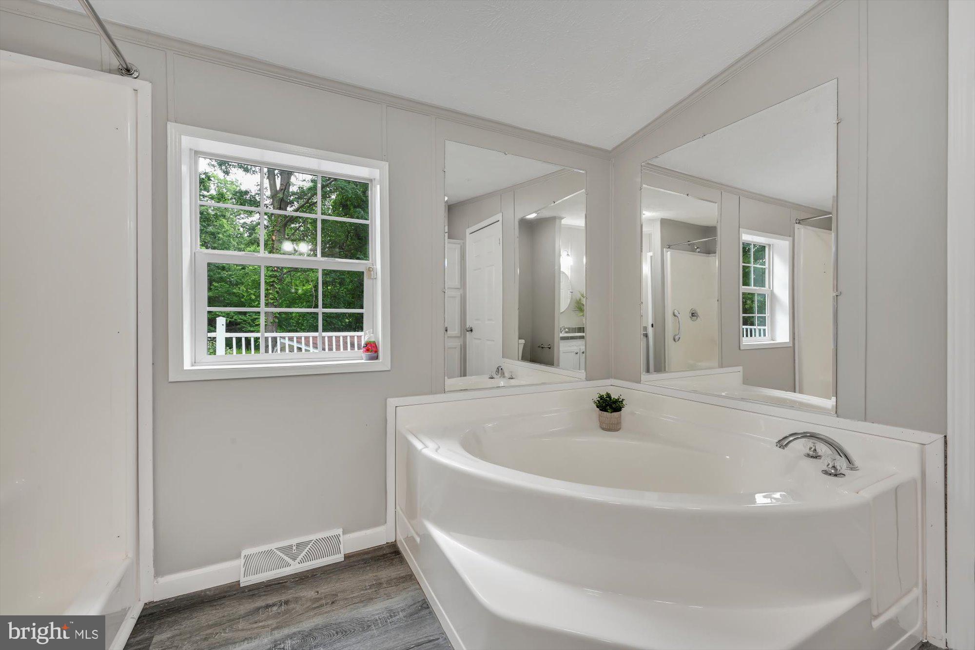 115 Pine Tree Road Manchester, PA 17345 - Photo 17 of 26