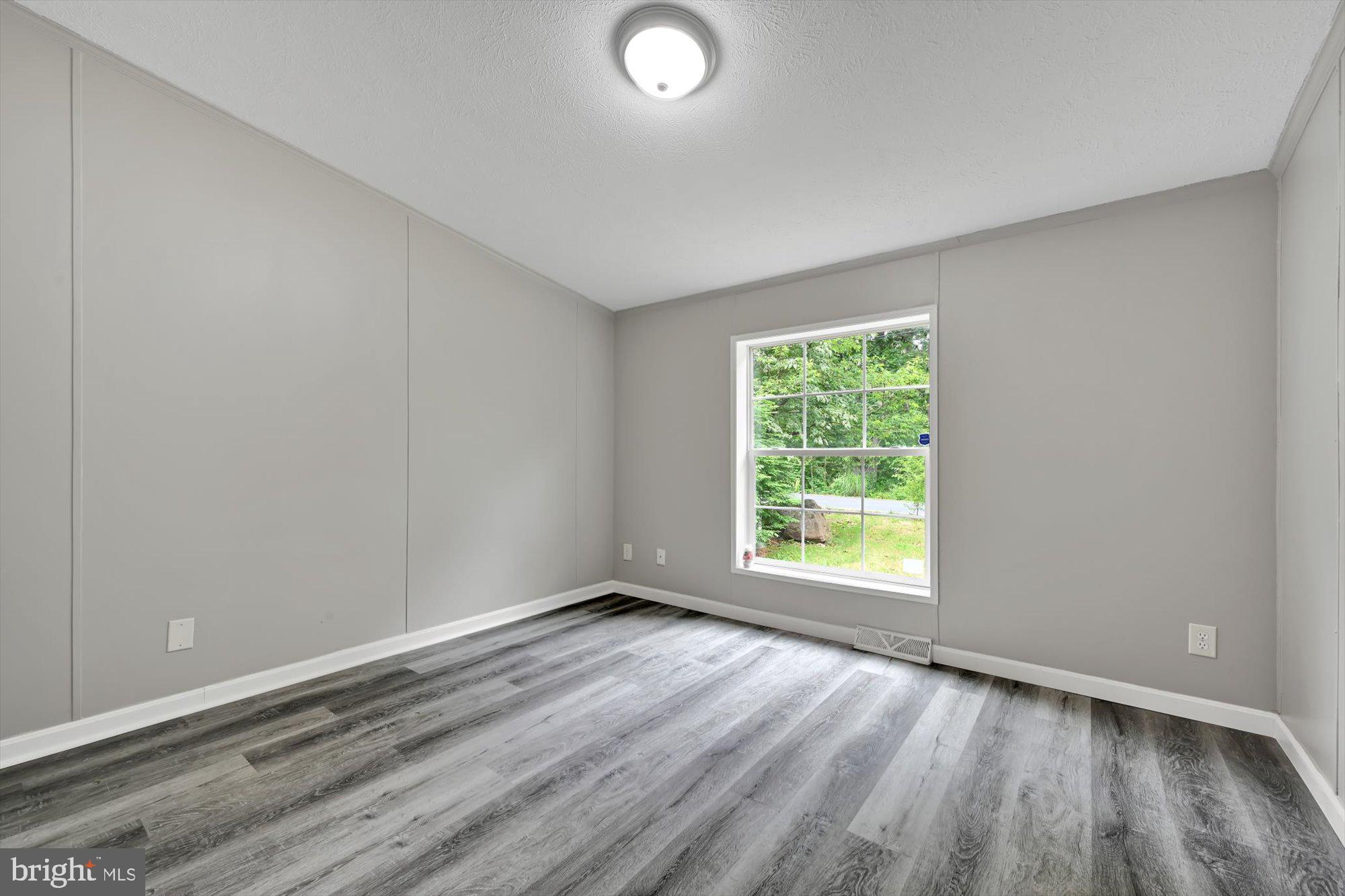 115 Pine Tree Road Manchester, PA 17345 - Photo 21 of 26