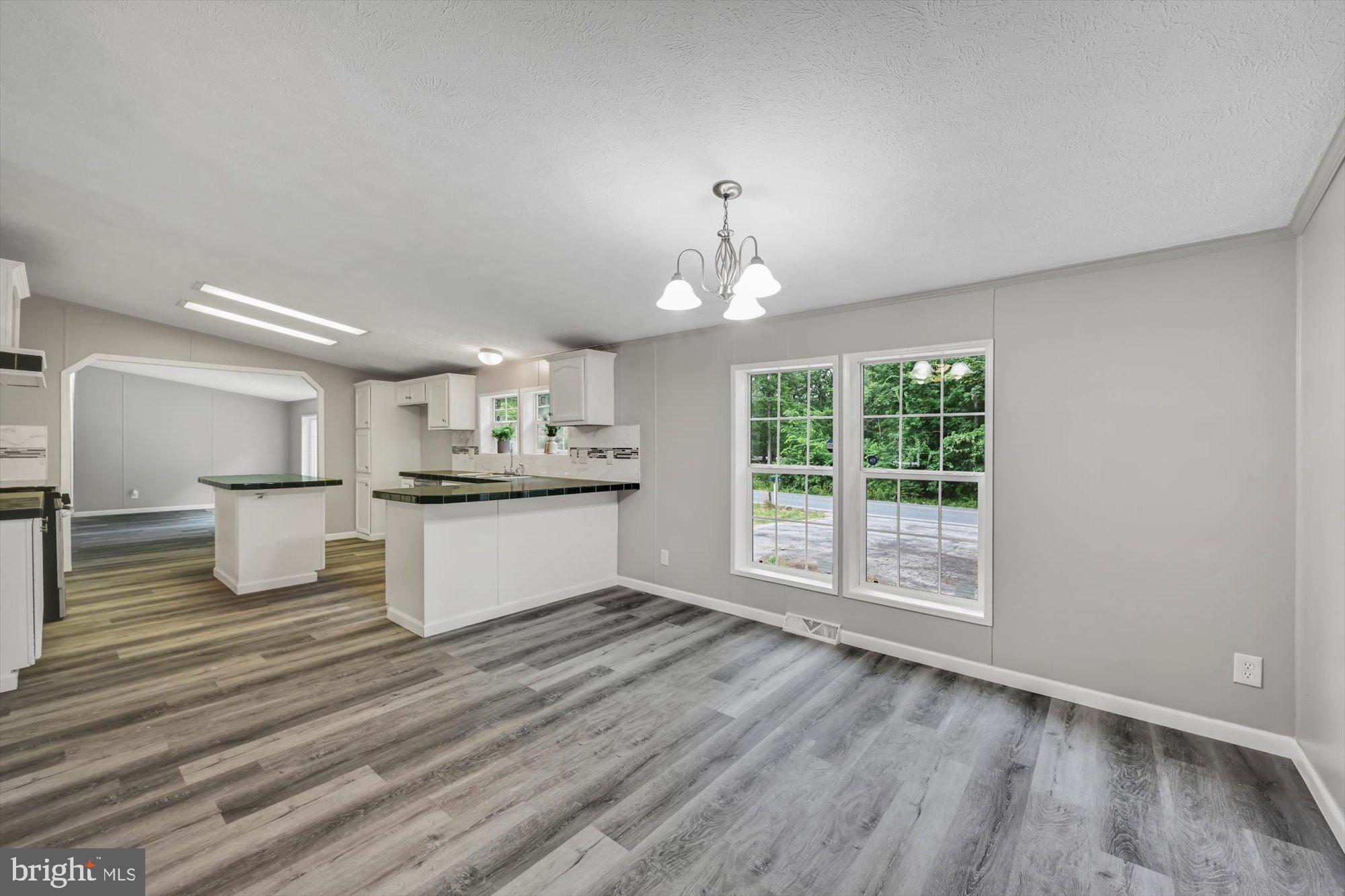 115 Pine Tree Road Manchester, PA 17345 - Photo 8 of 26
