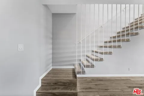 $799,000 | 4749 Don Ricardo Drive, Los Angeles, CA 90008