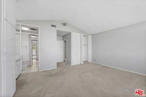 $799,000 | 4749 Don Ricardo Drive, Los Angeles, CA 90008