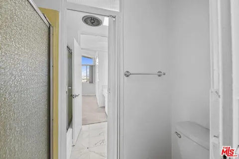 $799,000 | 4749 Don Ricardo Drive, Los Angeles, CA 90008