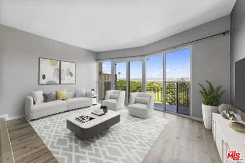 $799,000 | 4749 Don Ricardo Drive, Los Angeles, CA 90008