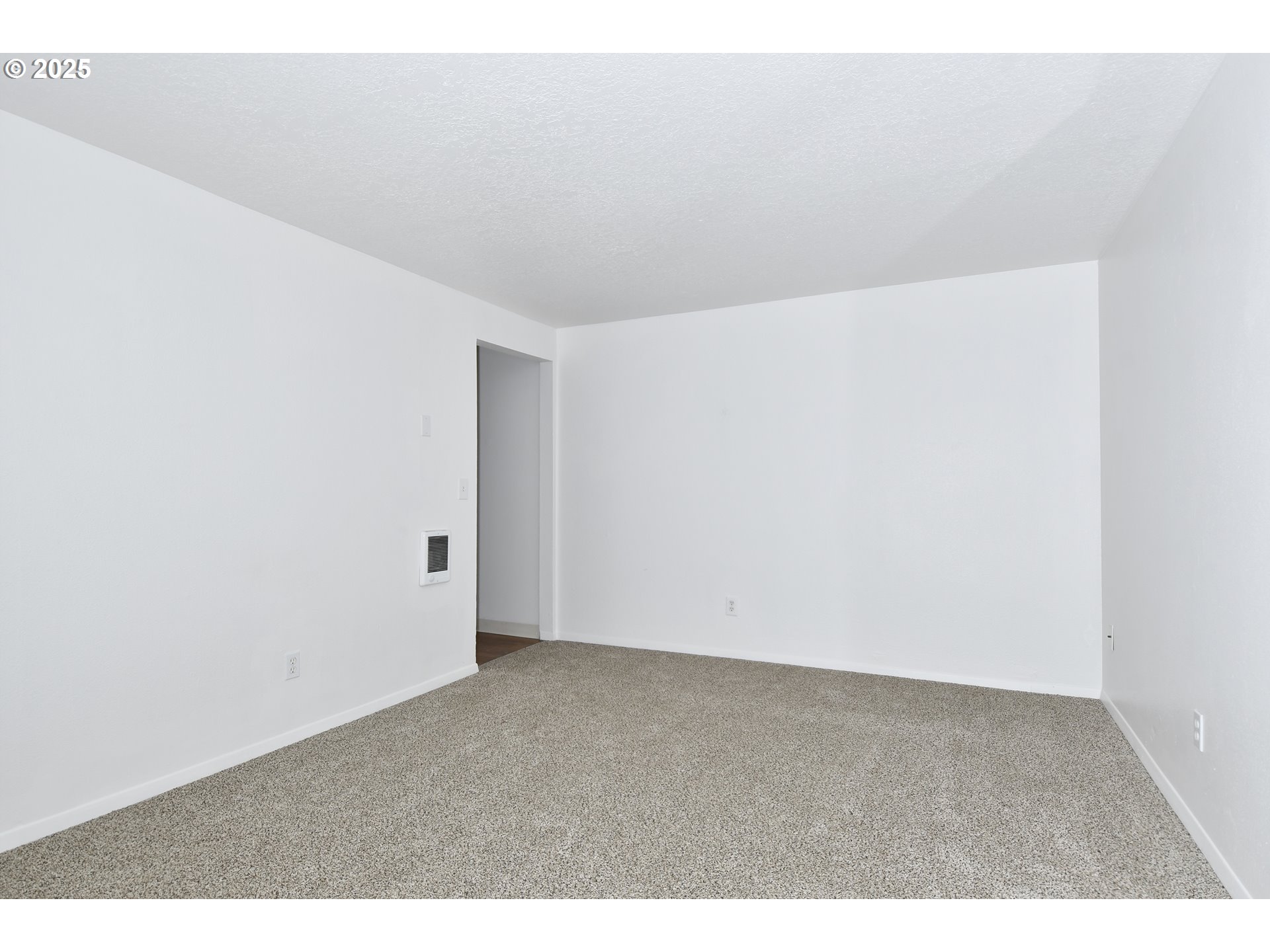 1126 South Jasper Street Cornelius, OR 97113 - Photo 34 of 47