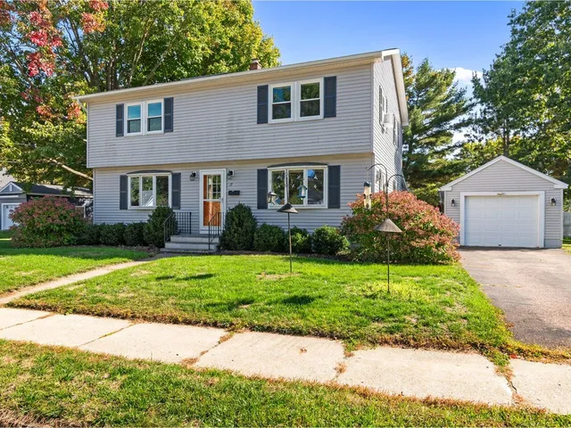 $605,000 | 17 Westward Drive, Burlington, VT 05408