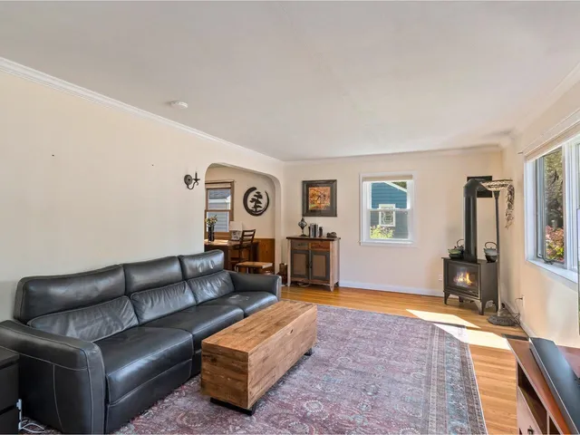 $605,000 | 17 Westward Drive, Burlington, VT 05408