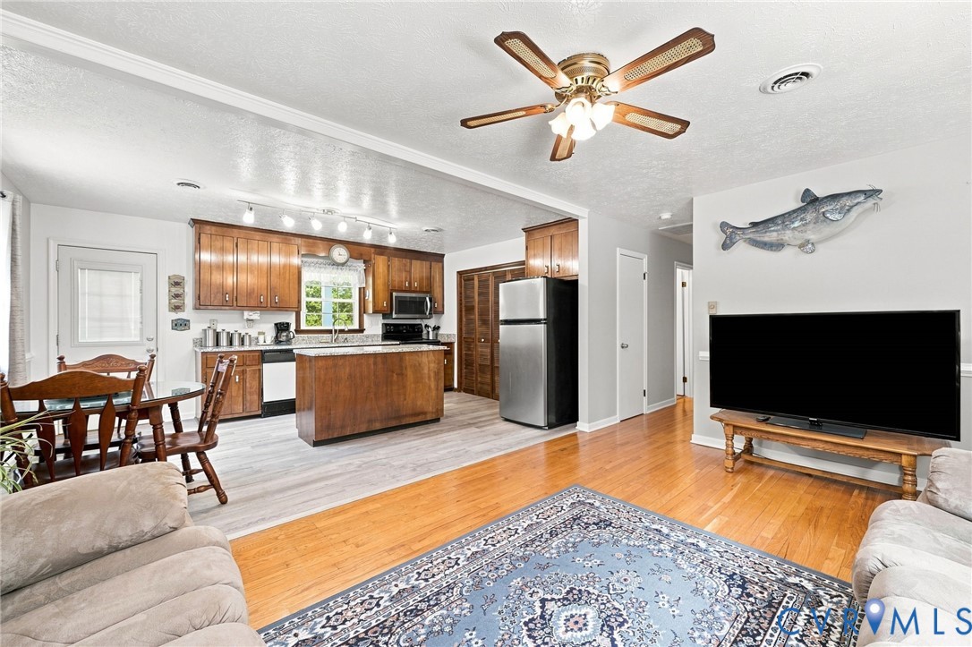 8521 Roundabout Road Henrico, VA 23231 - Photo 12 of 38 Gallery Image 12