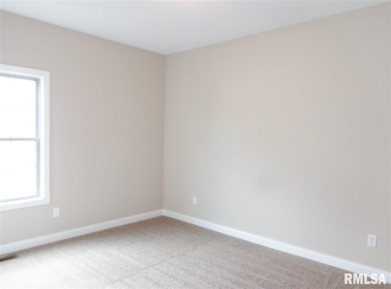 734 Labrador Way Washington, IL 61571 - Photo 21 of 29 Gallery Image 21