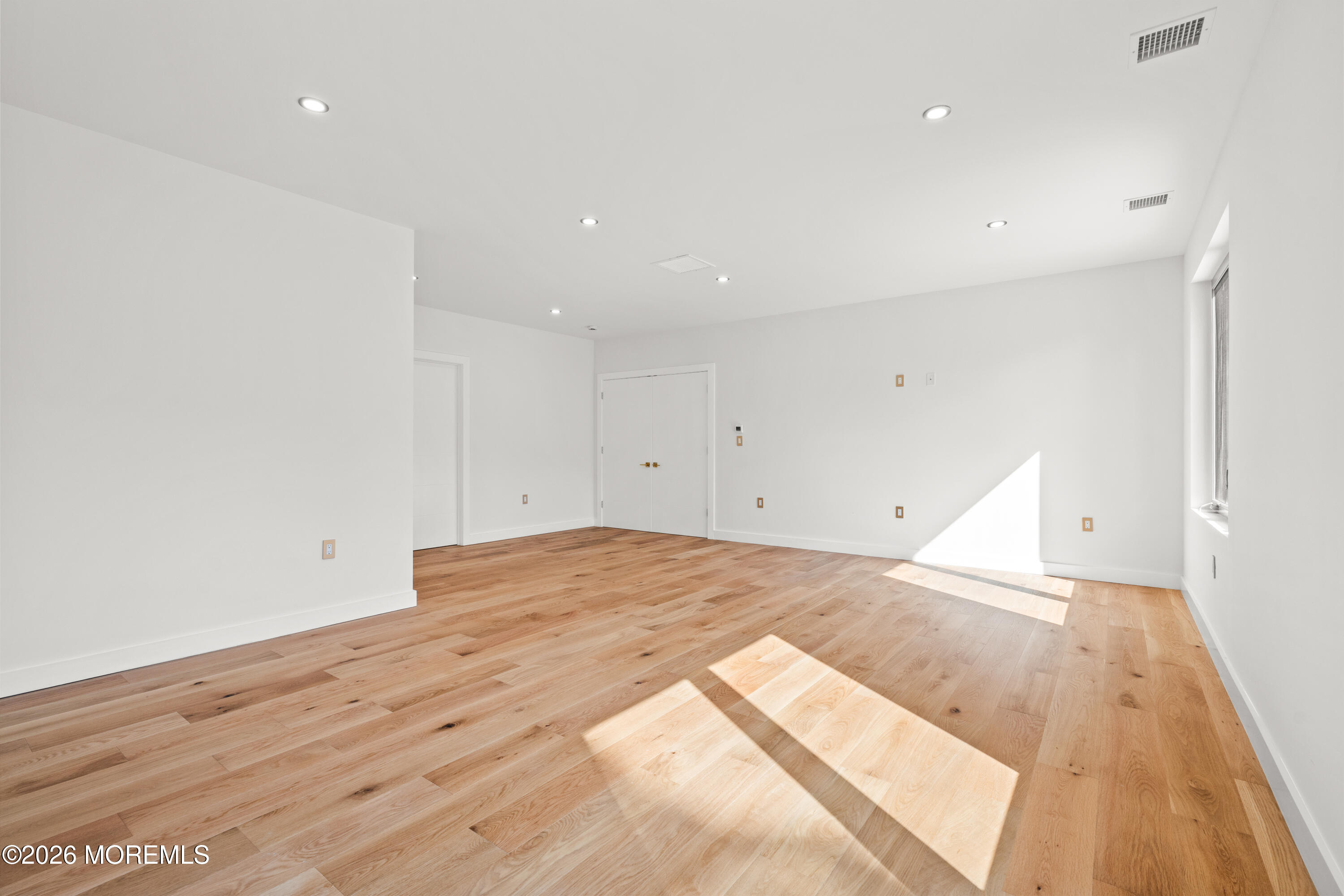 390 Monmouth Road West Long Branch, NJ 07764 - Photo 88 of 120 063