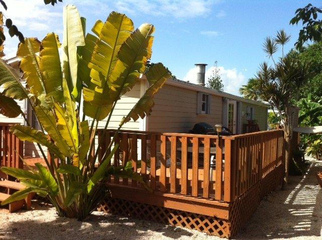 909 Plantation Road Key Largo, FL 33037 - Photo 1 of 10 561239 - 909 plantation 2