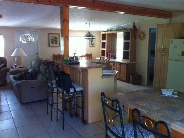 909 Plantation Road Key Largo, FL 33037 - Photo 4 of 10 561239 - 909 plantation - dining area