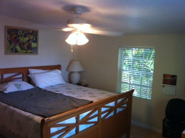 909 Plantation Road Key Largo, FL 33037 - Photo 5 of 10 561239 - 909 plantation - bedroom