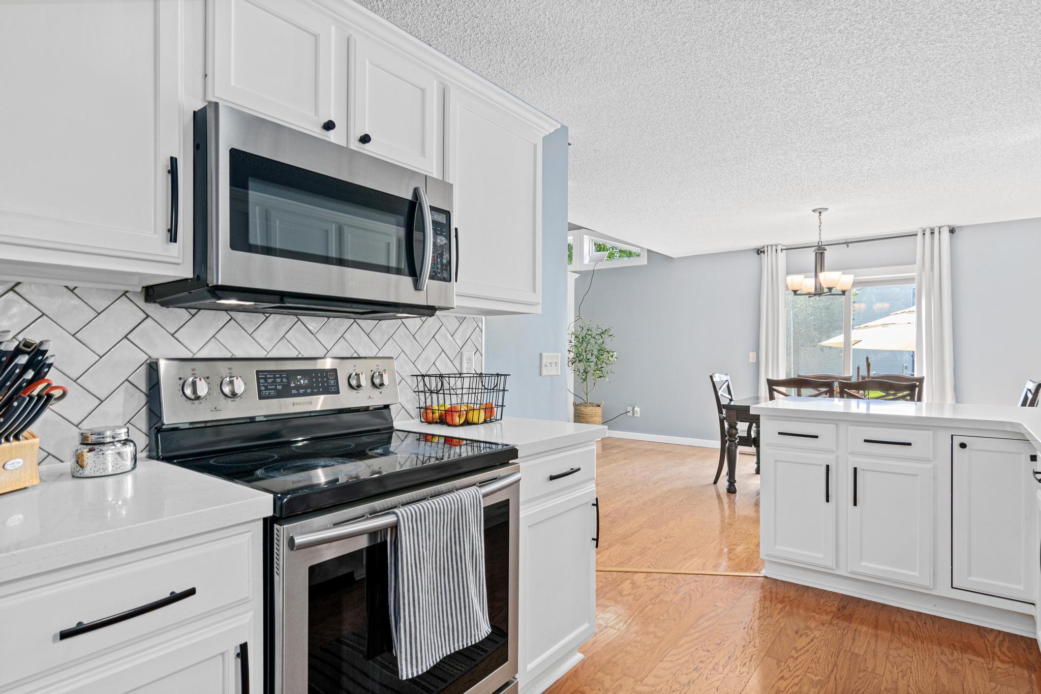 1646 Chadum Lane Shakopee, MN 55379 - Photo 15 of 39