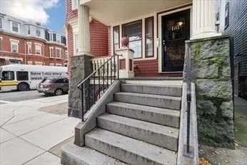 $6,000 | 181 M Street, Unit 1, Boston, MA 02127