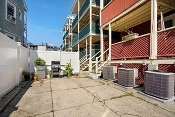 $6,000 | 181 M Street, Unit 1, Boston, MA 02127