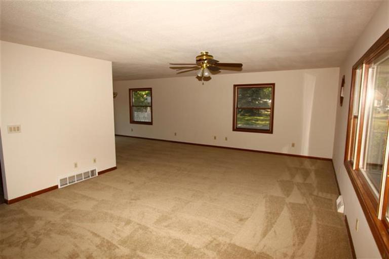 977 Post Road Muskegon, MI 49441 - Photo 7 of 23 Additional Photo