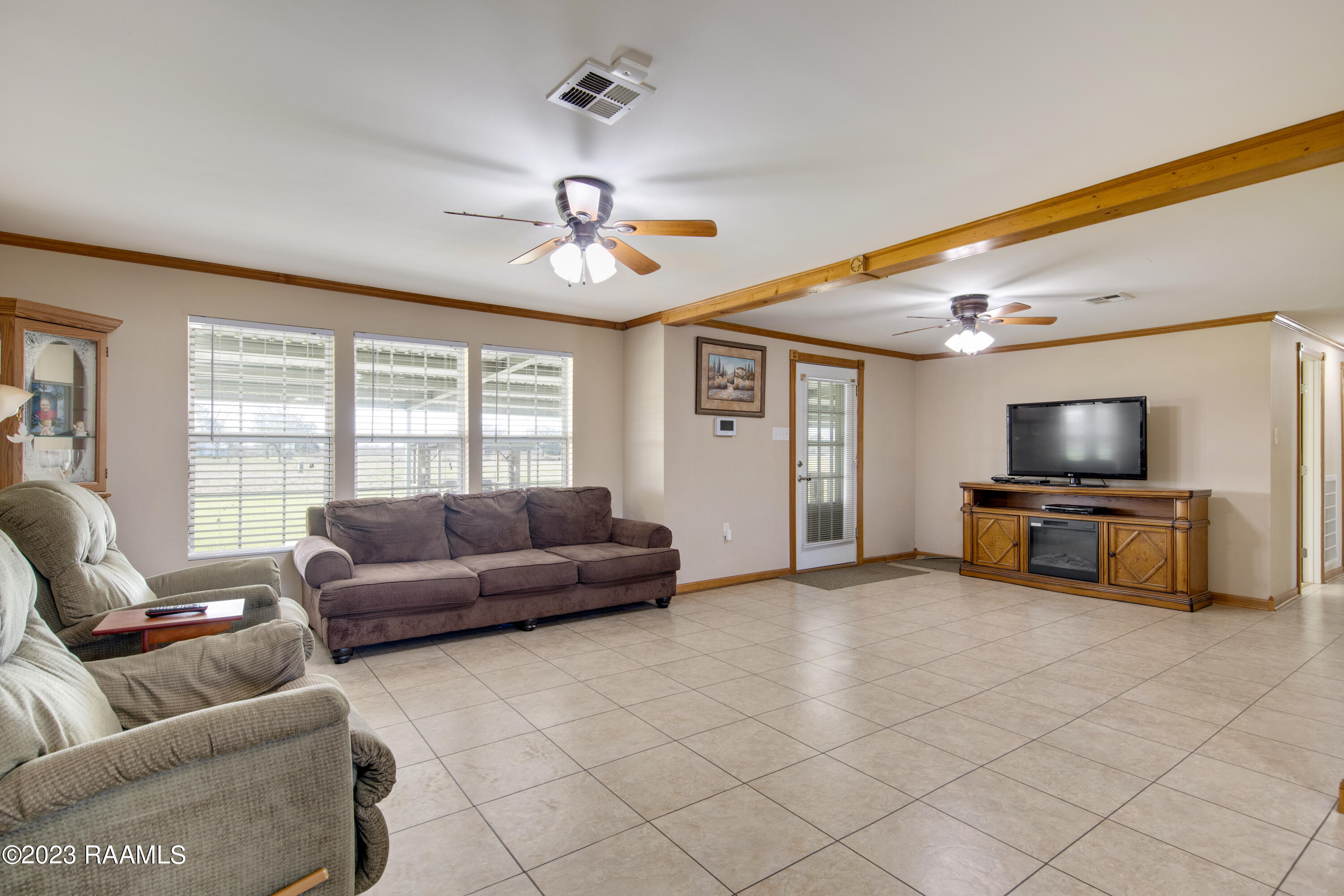 21603 Dewberry Road Kaplan, LA 70548 - Photo 4 of 34