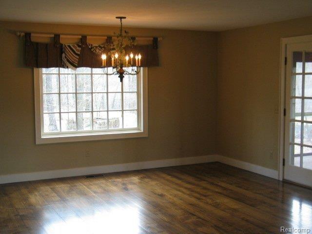 3941 Brighton Road Howell, MI 48843 - Photo 12 of 25 Great Room