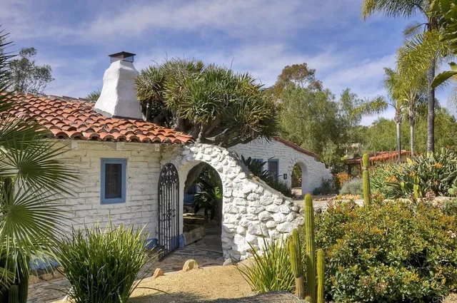 $6,700 | 6057 Paseo Carreta, Carlsbad, CA 92009