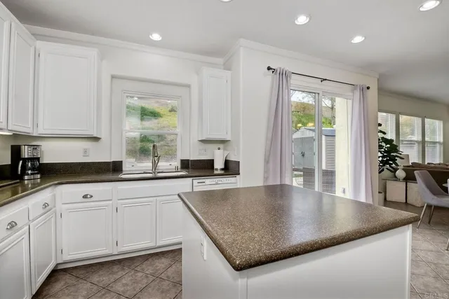 $6,700 | 6057 Paseo Carreta, Carlsbad, CA 92009