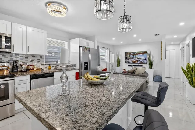 $457,500 | 2256 Simms Street, Hollywood, FL 33020