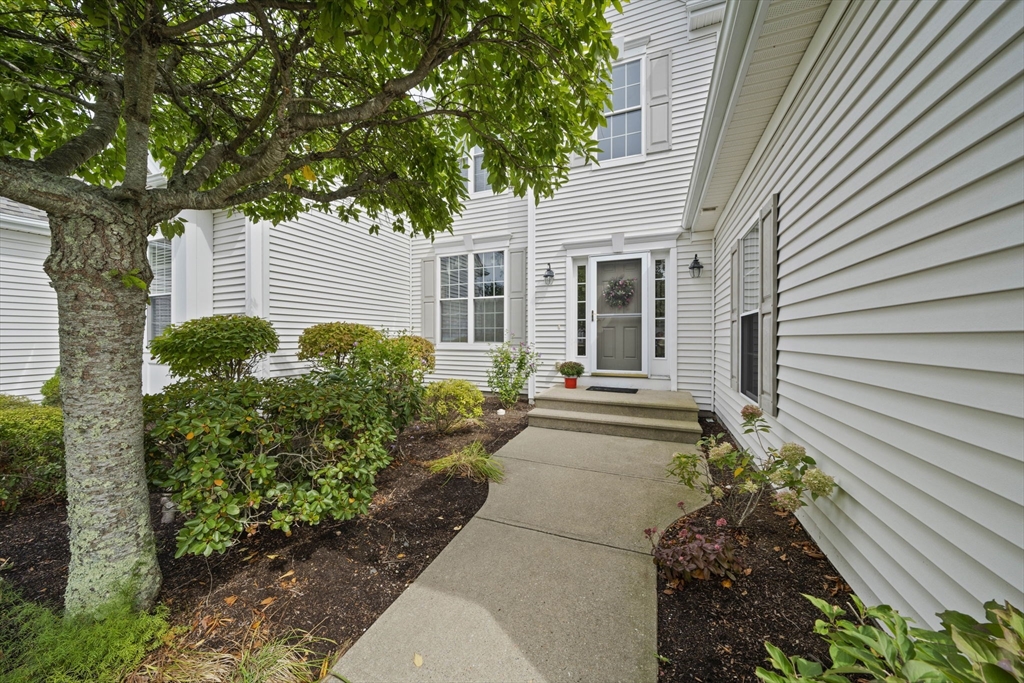 16 Schooner Way, Unit 16 Marshfield, MA 02050 - Photo 3 of 42