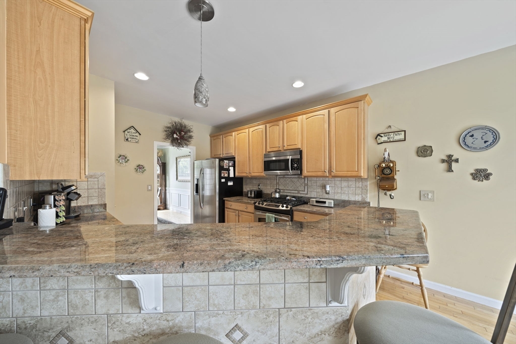 16 Schooner Way, Unit 16 Marshfield, MA 02050 - Photo 7 of 42