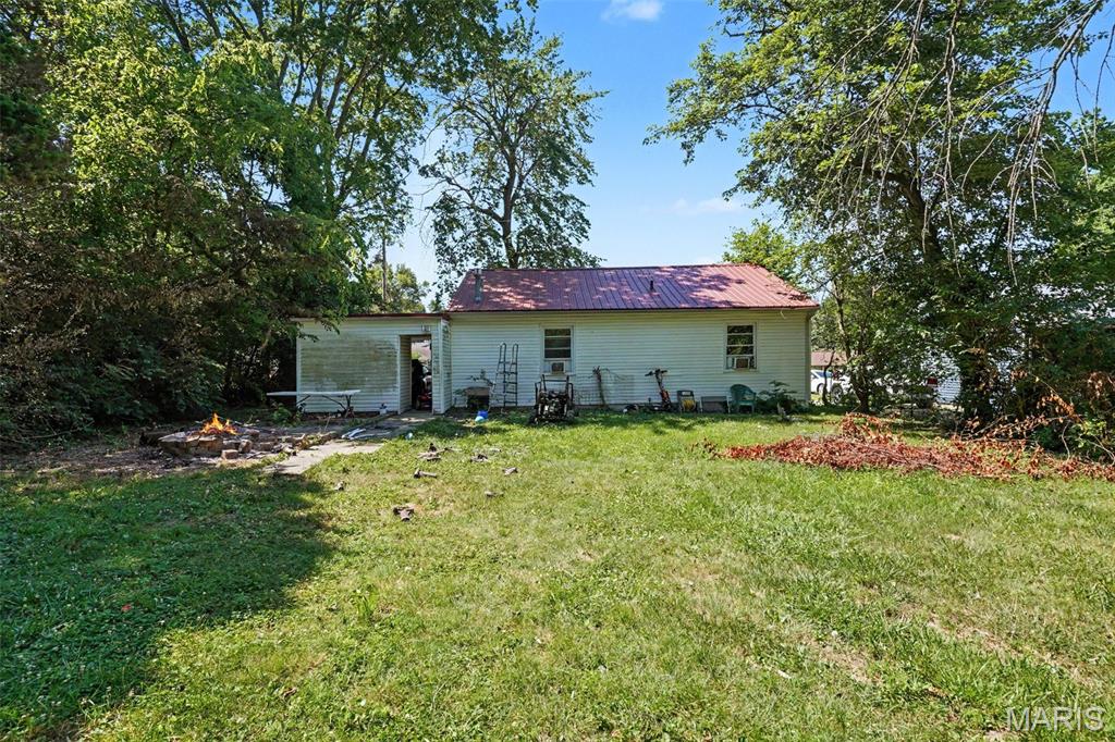 930 York Road Mount Vernon, IL 62864 - Photo 16 of 17