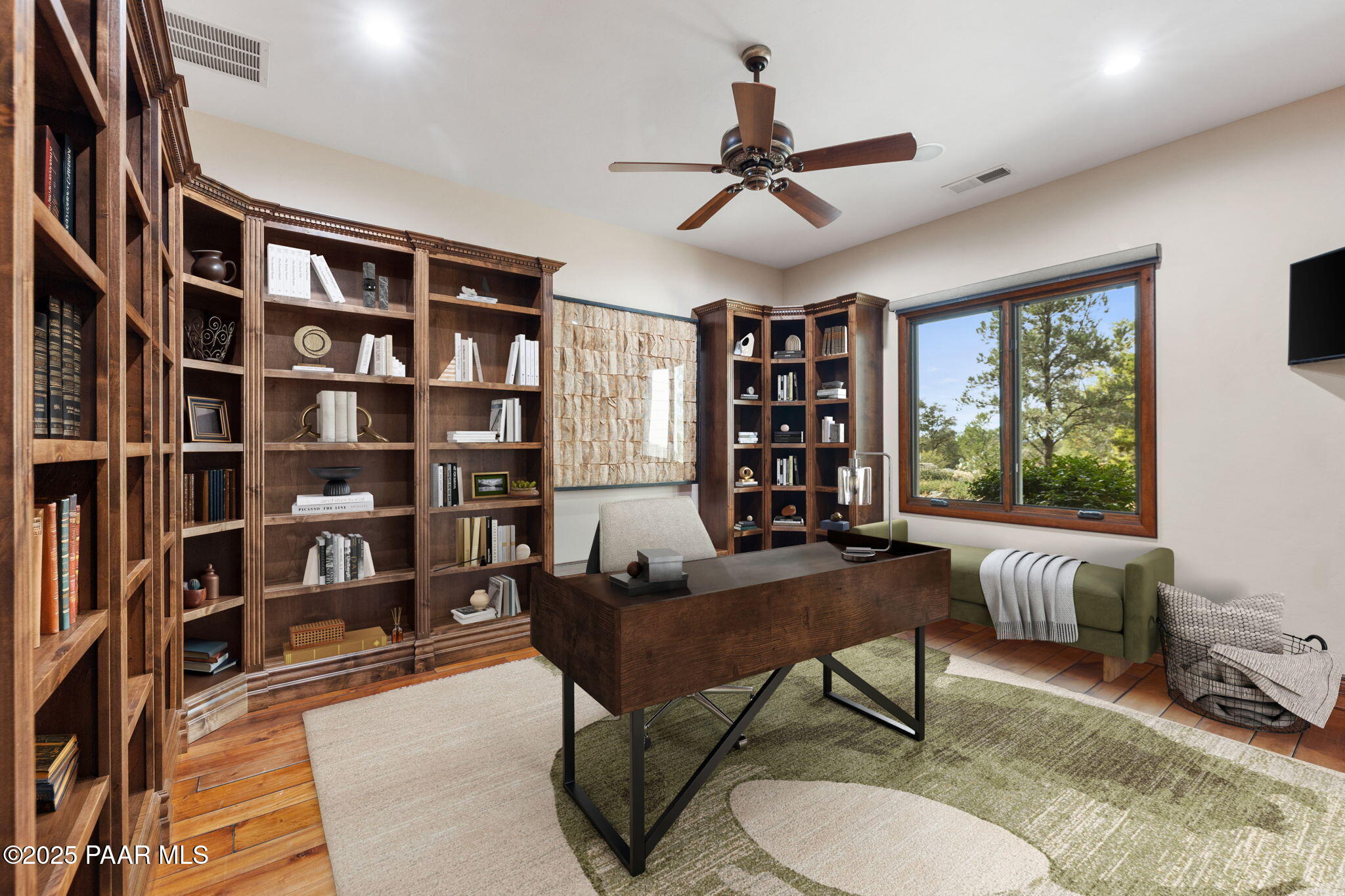 5350 West Three Forks Road Prescott, AZ 86305 - Photo 30 of 99 10-Office VS