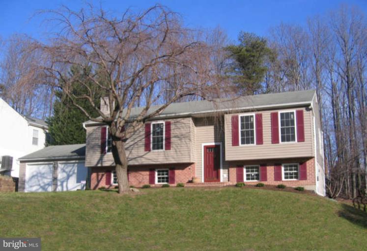 24413 Fossen Road Damascus, MD 20872 - Photo 1 of 30 Exterior (Front)